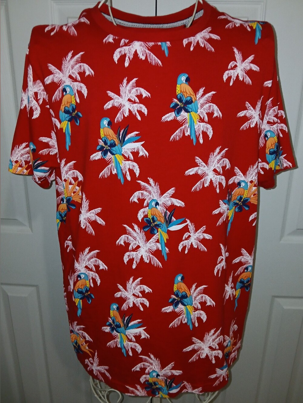 Free Planet Womens Parrot Tropical Cruise Beach Short Sleeve T - Shirt Size L